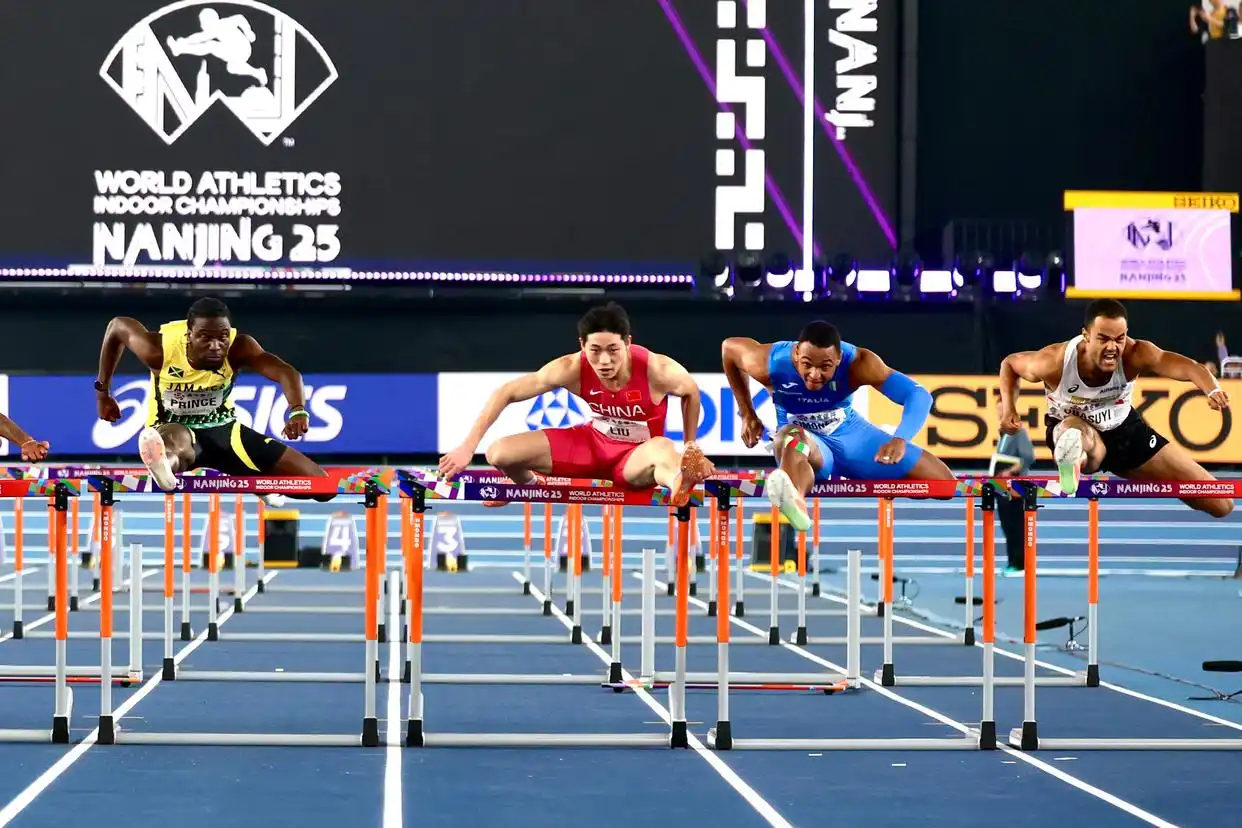 委内瑞拉运动员在田径项目中夺冠